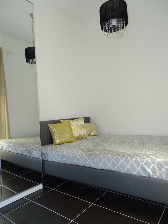 Apartamento Dorothy 3 Siófok Exterior foto